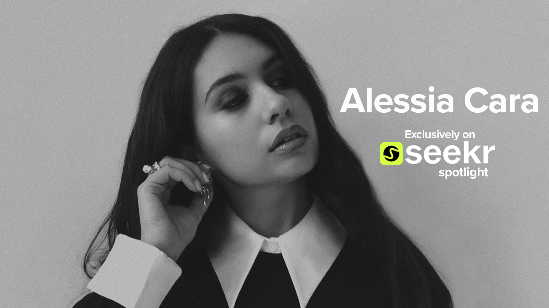 25-AlessiaCara_Mobile